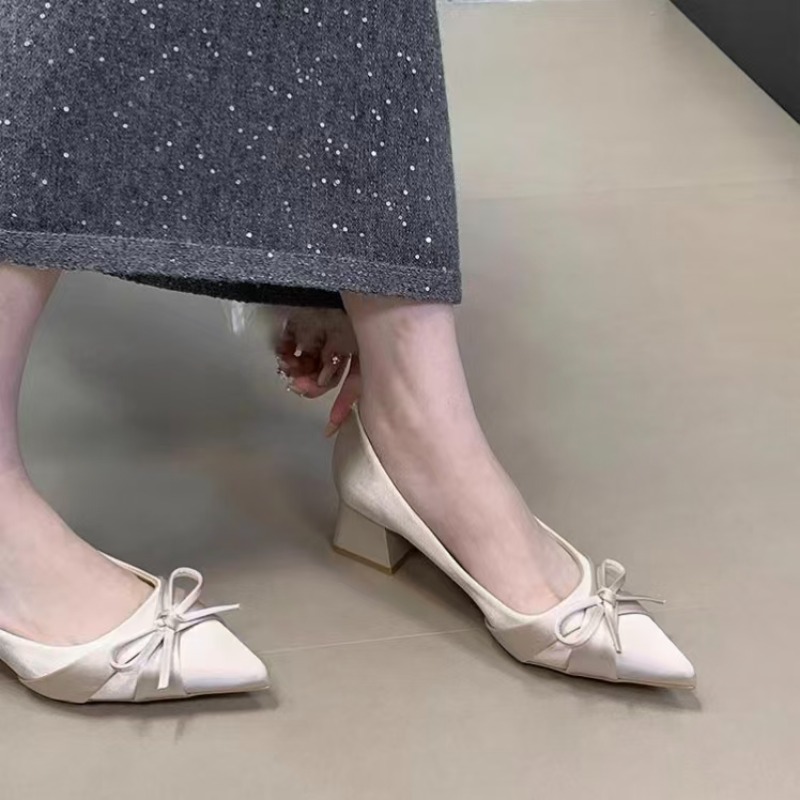 Retro Orta Boy Tek Ayakkabılar - Women Shoes Heels incelemesi ve fiyatı