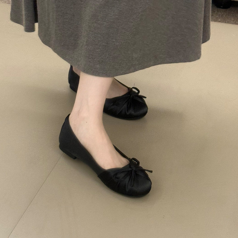 2026 Yeni Fiyonklu Saten Sığ T - Women Shoes Heels incelemesi ve fiyatı