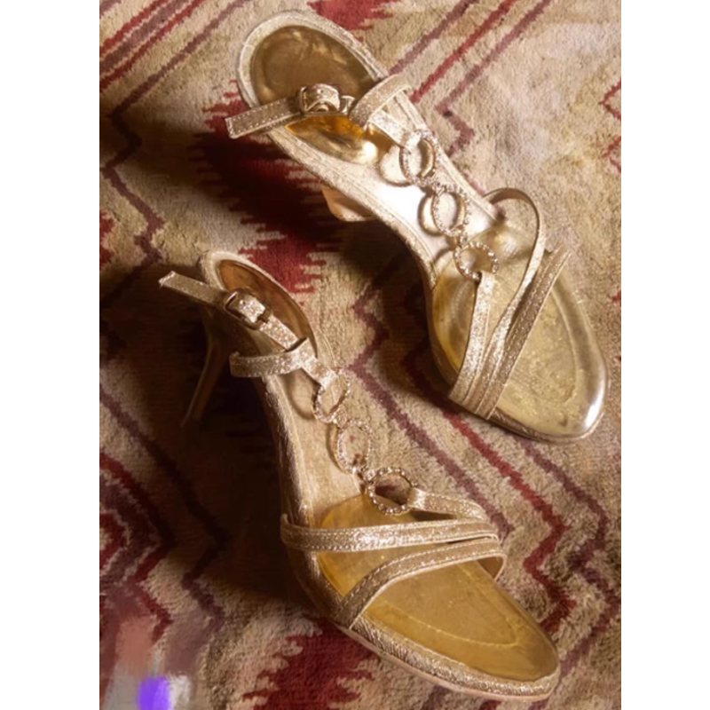 Altın Renkli Bantlı Taşlı Slin - Strappy Heeled Sandals incelemesi ve fiyatı