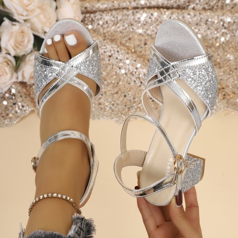 Kadın Blok Topuklu Sandalet Al - Strappy Heeled Sandals incelemesi ve fiyatı